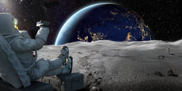 Life on Board the International Space Station: from launch to return - A vida na estação espacial