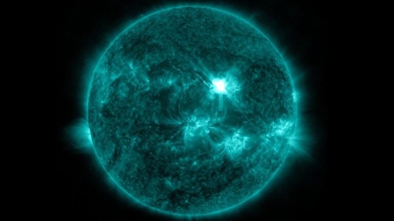 Sun unleashes powerful X-class solar flare and Earth-bound CME that could spark northern lights for July 4 weekend