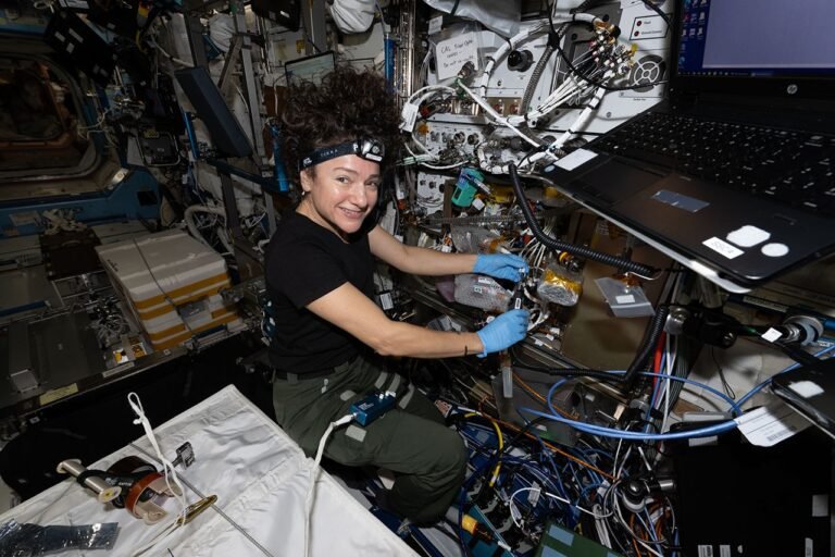 Astronaut Jessica Meir Assists With Hardware Updates for NASA’s Cold Atom Lab