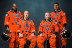 Isaacman Responds to Criticism of All-Male Artemis III Crew – SpacePolicyOnline.com